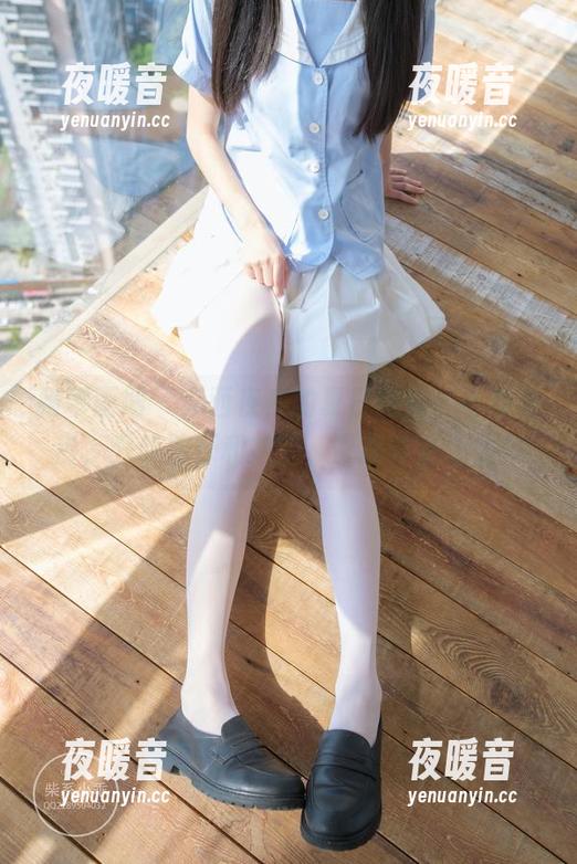 稚乖画册-赤西夜夜 稚乖画册 - 赤西夜夜的夏日创作,不谈炎热,只谈流汗和放空,最新作品上线!