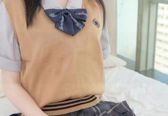 紧急企划 – 私房写真新宠：一只喵喵梓的黑丝山海奇遇！