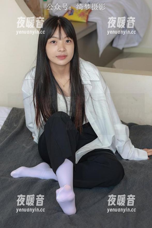 绮梦摄影-子涵 绮梦摄影 - 子涵的花嫁美图,几乎是一封给婚礼设计师的挑战书,收藏了忘不掉的优雅。