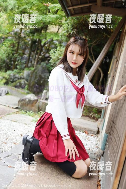 美媛馆-熊吖BOBO 美媛馆 - 熊吖BOBO在黑丝中掉进图库,来下载一波黑科技!