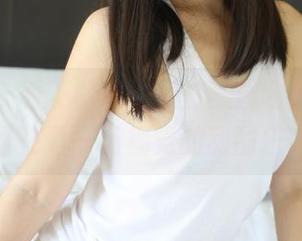 美媛馆 – 看王馨瑶的黑白美图合集，简直是在看一场视觉的刮刮乐。