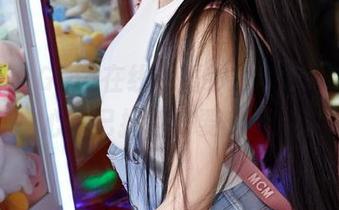 蜜桃社 – Gina在线：婚纱，没事儿，我的心早已打包好要出发！