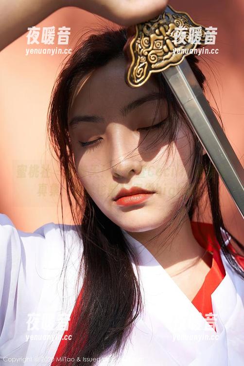 蜜桃社-陆萱萱Cecilia 蜜桃社 - 反转天!陆萱萱Cecilia最新写真集:蕾丝也能玩得很high哦!