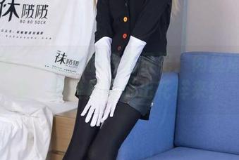 袜啵啵 – 小甜豆的写真日记：肉丝堪比小食，脚尖加固玩出花样来！