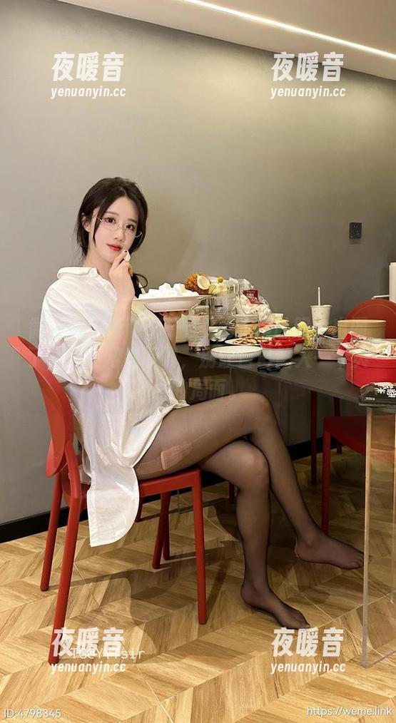 轩子巨2兔 微密圈 - 听说轩子巨2兔的妲己照片出圈了,快在网盘下载,别让自己陷入一个爽约的局面。