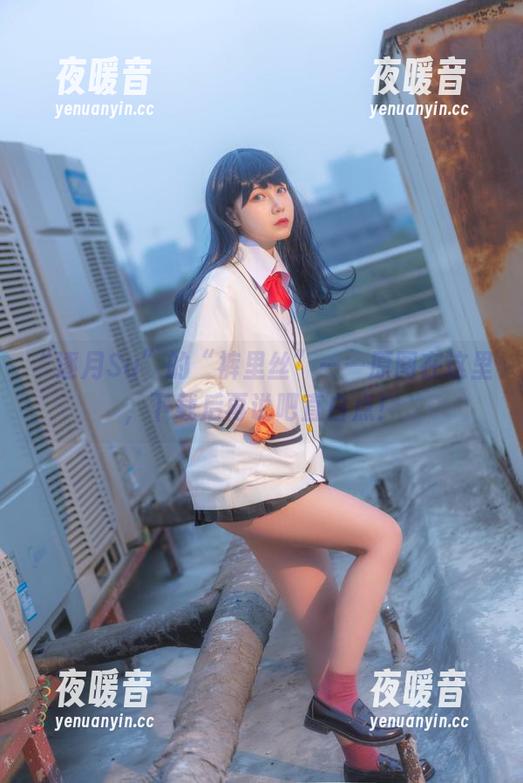 逐月Su “逐月Su”的“裤里丝”——原图在这里,下载后再说吧直白点!