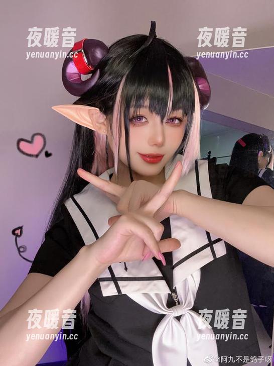 阿九从不咕咕说他能把一切拍成纯白，结果高清照片直接照亮了我的屏幕。