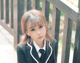 青豆客 – 歆小兔chobits的棉袜合集，没想到袜子也能抢镜？