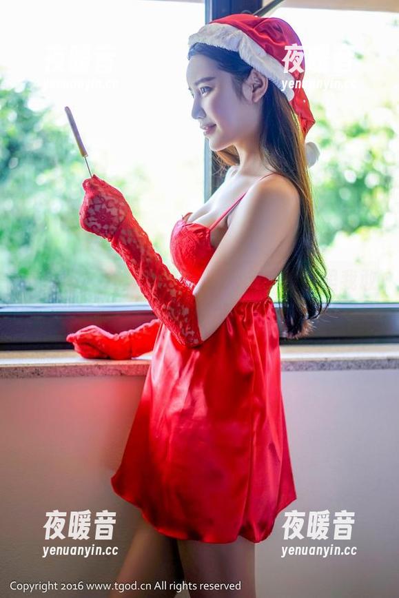 青豆客 - 全套厨娘雪瑞Lisa，原图里我敢打包带走！